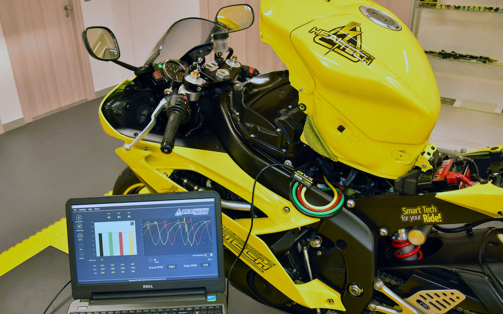E Sync Tool de Healtech : outil de synchro injection moto E Sync Tool : l'outil de synchro de votre injection ou vos carburateurs moto