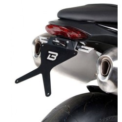 Support de plaque inclinable BARRACUDA Aluminium / Inox pour Triumph Speed Triple 2011-2015
