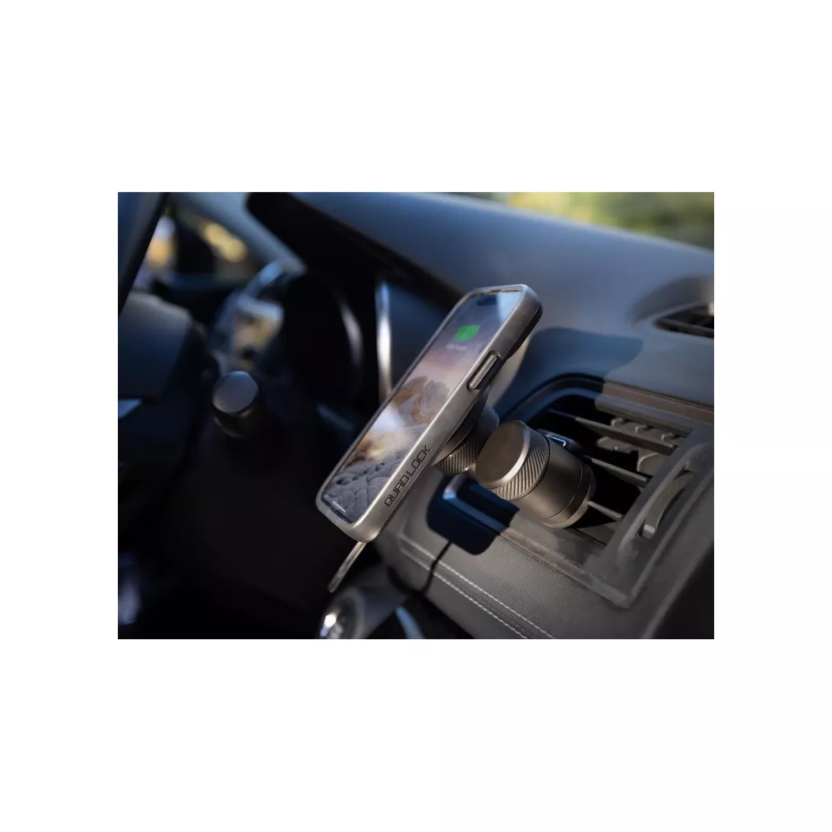 Support grille de ventilation Quad Lock pour voiture - Tech2Roo