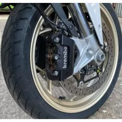 Protection d'étrier de frein avant noir mat pour Moto Guzzi V100 Mandello / S 2022 et +