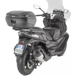 Top Case moto GIVI MONOKEY V45NT TECH, 45 litres, avec catadioptres blancs fumés