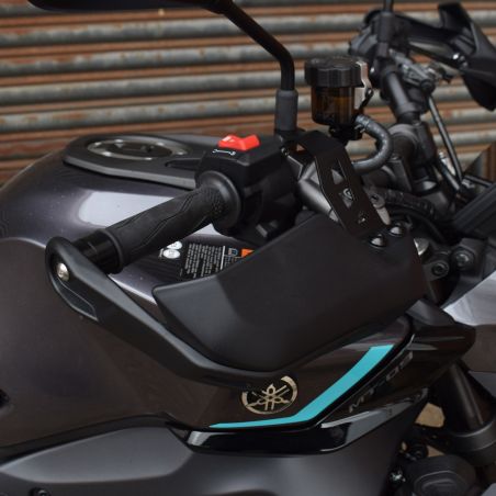 Protège mains Pyramid pour Yamaha MT09 / SP 2024 et +