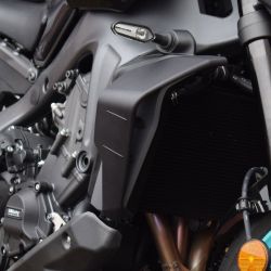 Ailerons latéraux Pyramid pour Yamaha MT09 2024 et +
