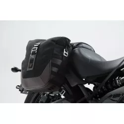 Legend Gear Sacoche latérale pour sangle LS2 13,5 l. A fixer sur sangle de selle SLS