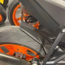 Extension de garde-boue arrière KTM 990 Duke 2024 et +