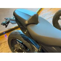Capot dosseret de selle Pyramid Triumph Daytona 660 2024 et +