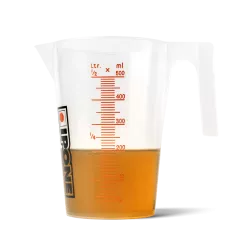 Doseur gradué Ipone 500 ml - Idéal pour faire le plein d'huile avec la bonne quantité