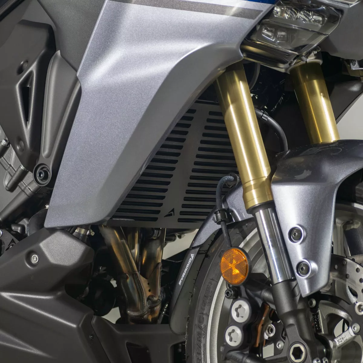 Radiator protection grill YAMAHA MT09 / TRACER 9 / GT 2021 - 2024