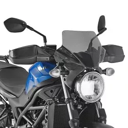 Saute vent A3111 GIVI fumé pour moto Suzuki SV650 2016