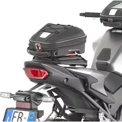 Sacoche de selle ST610+ GIVI, extensible 10 litres équipée de système TANKLOCK